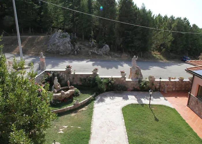 Monte San Giovanni-nebrodi Hotel 3*
