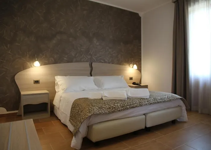 Hotel Monte San Giovanni-nebrodi 3*